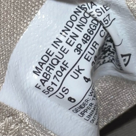 Tan Converse - Picture 2 of 2